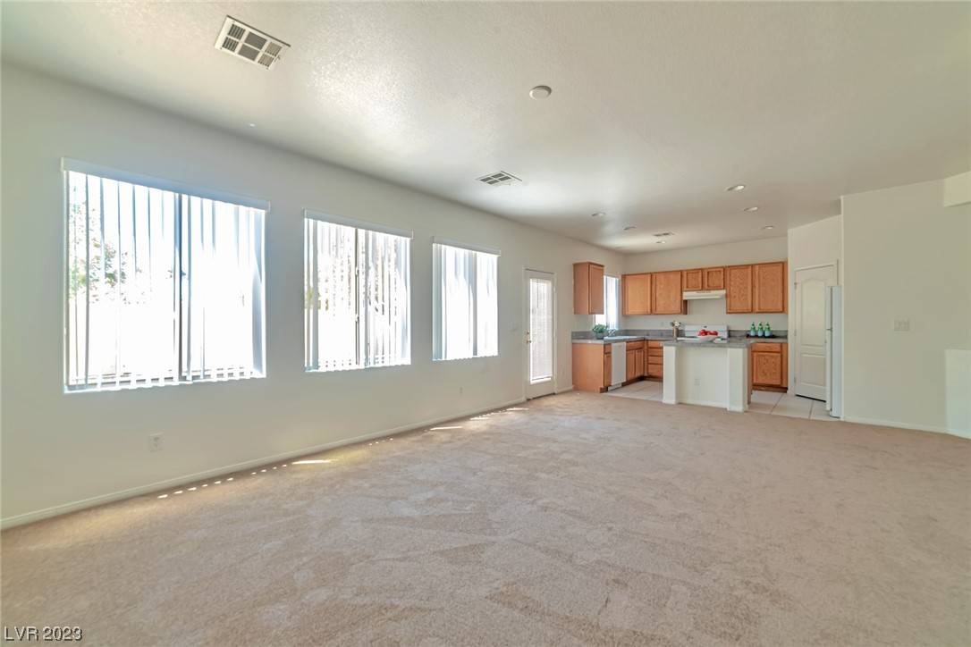 North Las Vegas, NV 89084,633 Claxton Avenue