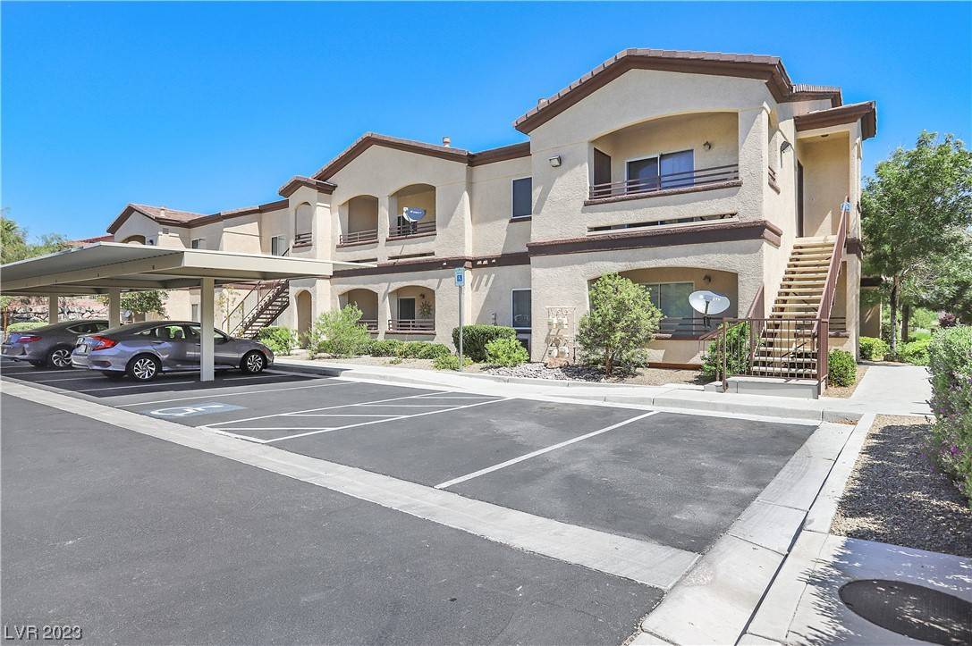 Henderson, NV 89052,2291 W Horizon Ridge Parkway #8148