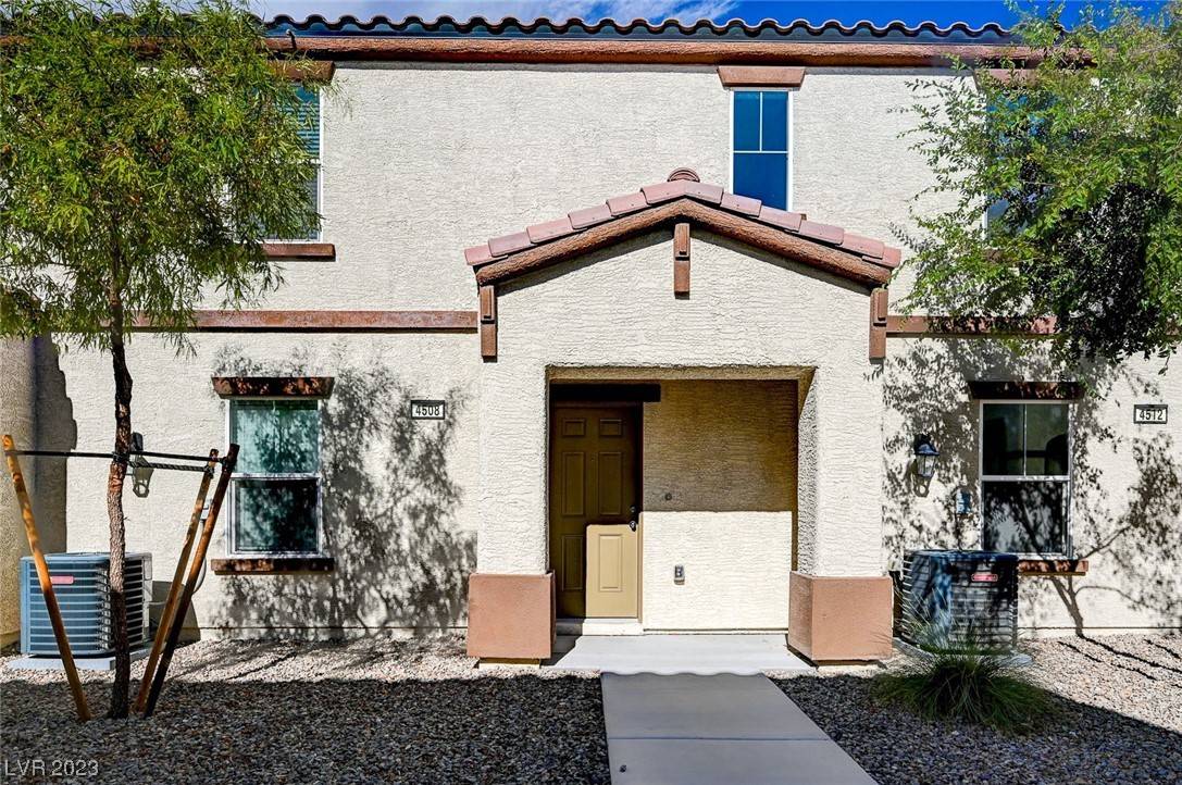 Las Vegas, NV 89115,4508 Pencester Street