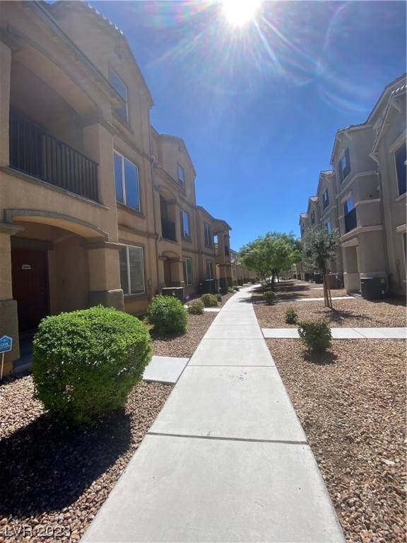 Las Vegas, NV 89115,4609 Pencester Street