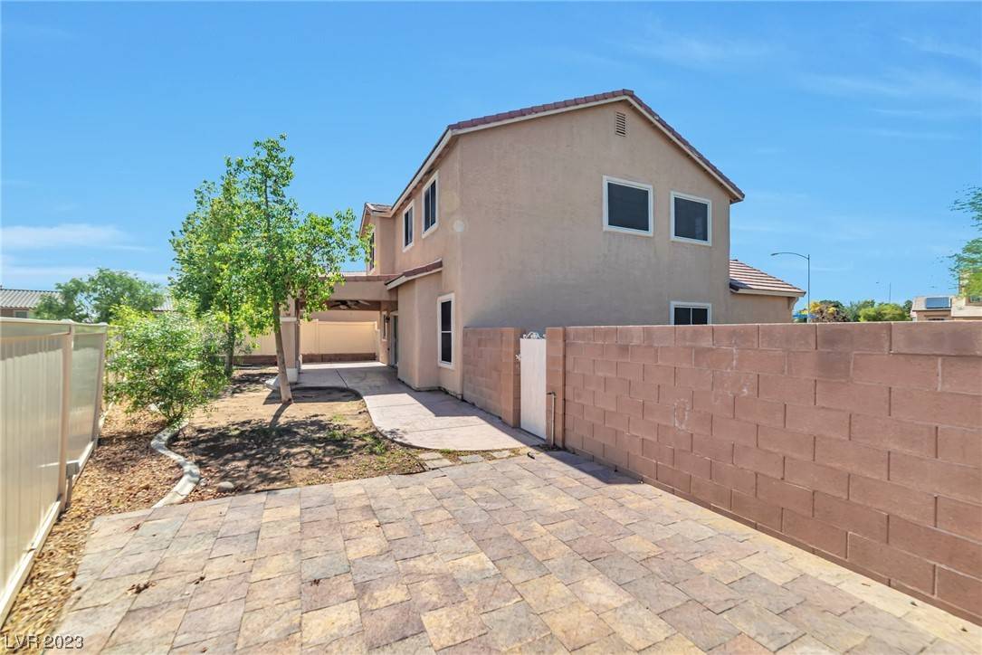 North Las Vegas, NV 89081,5116 Clarks Cove Drive