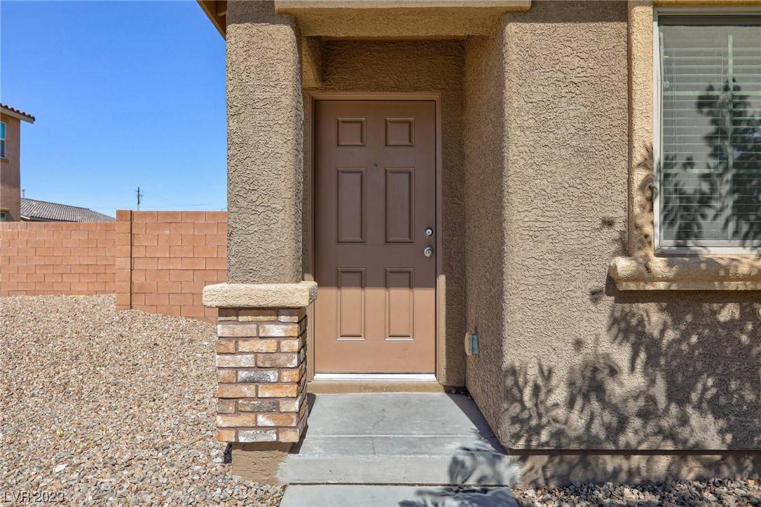 Las Vegas, NV 89115,4548 Stony River Court