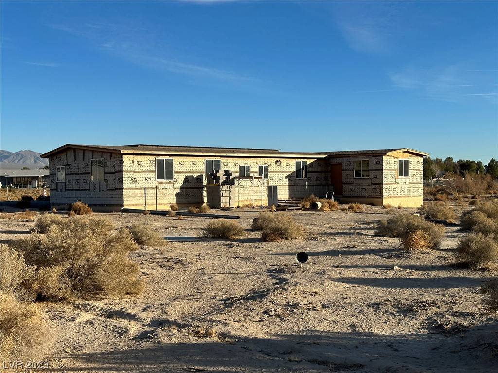 Pahrump, NV 89060,2220 W Bluebird Avenue