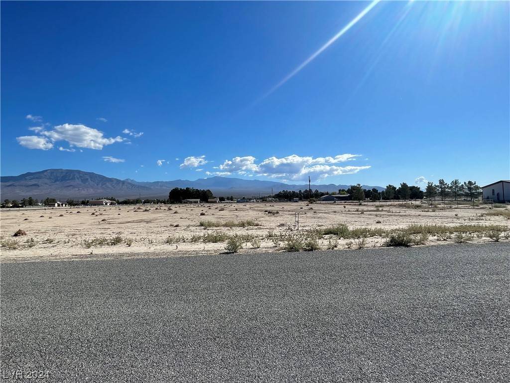 Pahrump, NV 89060,2581 N Lola Lane