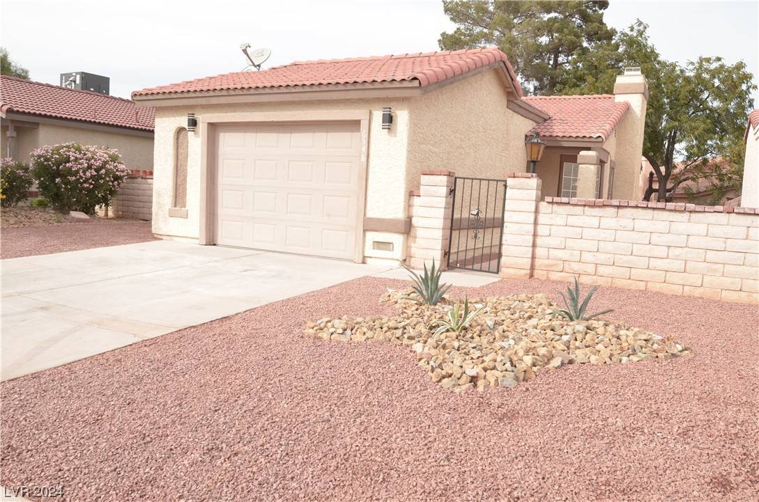 Las Vegas, NV 89108,6548 Pleasant Plains Way