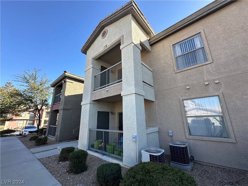 Las Vegas, NV 89113,8000 Badura Avenue #2138