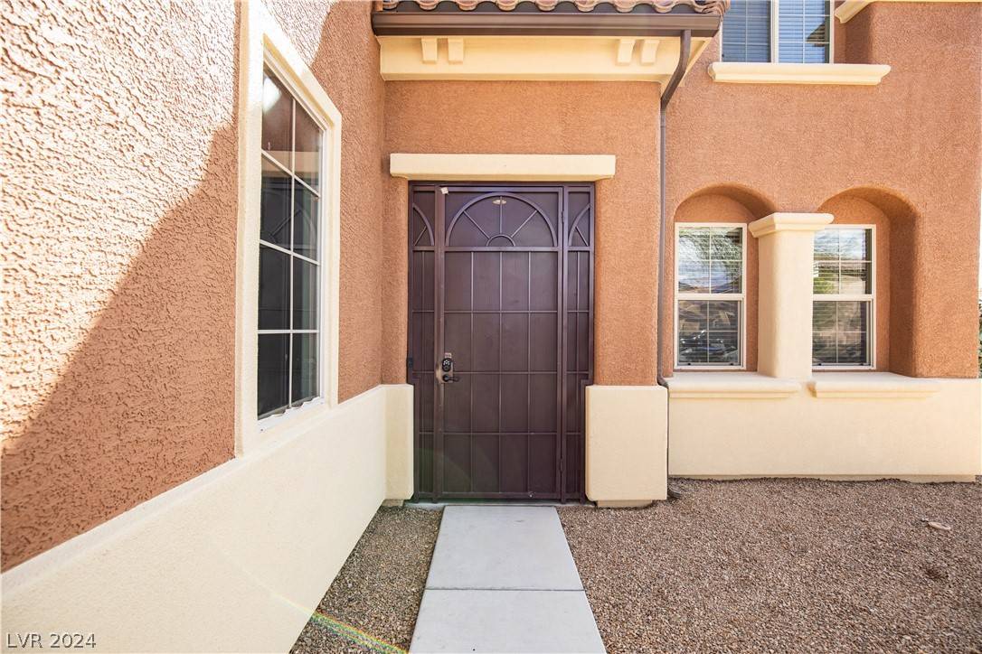 North Las Vegas, NV 89084,6620 Cliff Shore Court