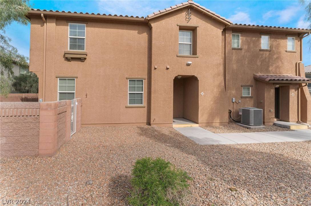 North Las Vegas, NV 89032,330 Kensington Palace Avenue #101