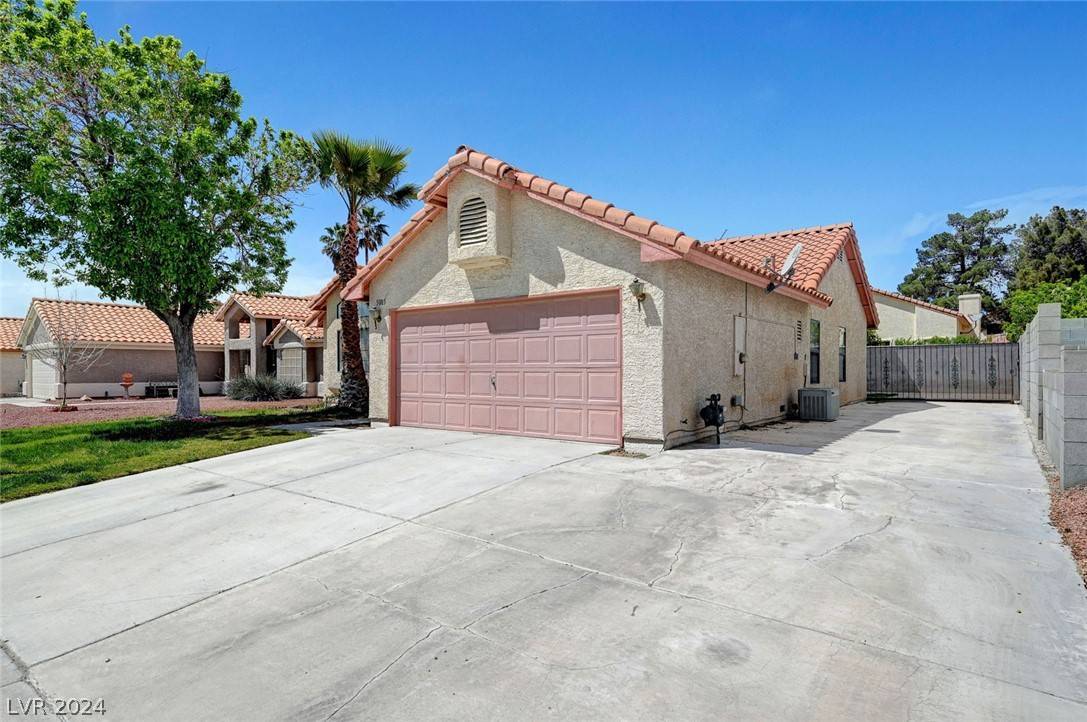 Las Vegas, NV 89130,5005 Deep Forest Drive