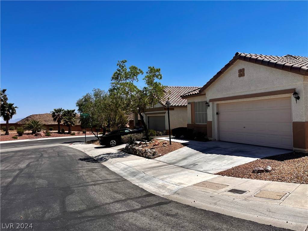 Las Vegas, NV 89129,10529 Cliff Edge Court