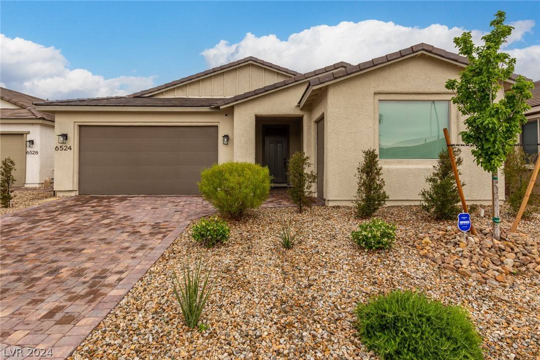 North Las Vegas, NV 89086,6524 Summershade Street