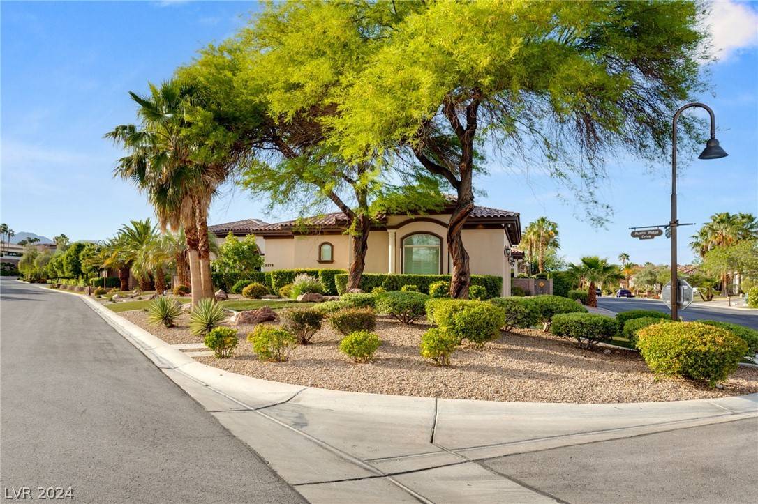 Las Vegas, NV 89148,5170 Rustic Ridge Drive