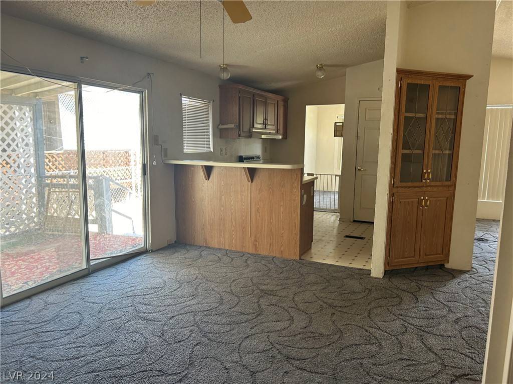 Pahrump, NV 89048,281 Copper Flats Drive