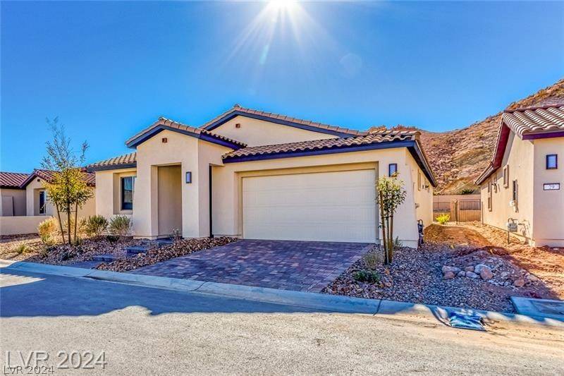 Henderson, NV 89011,25 Mirage View Drive