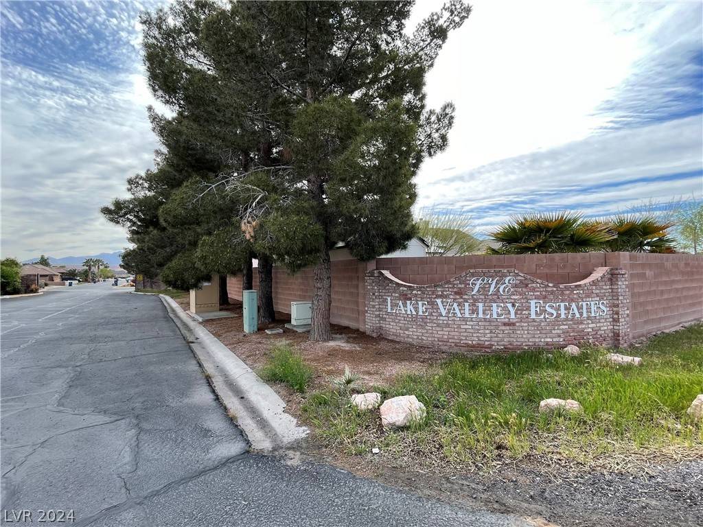 Logandale, NV 89021,1440 Lake Valley Drive