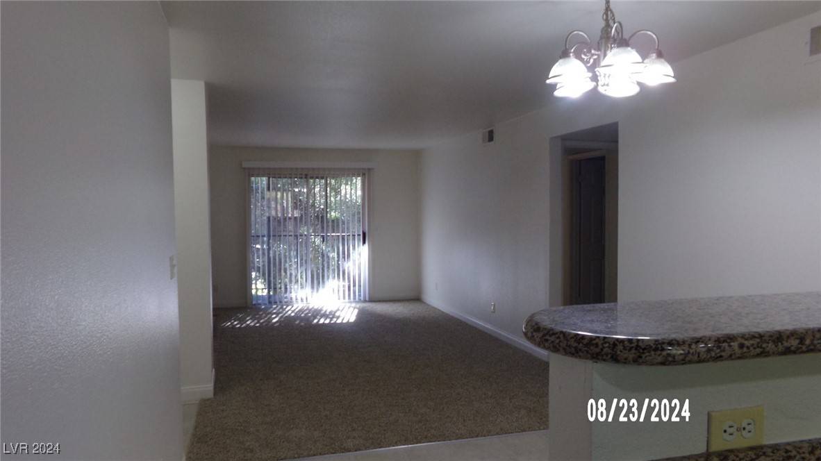 Las Vegas, NV 89117,2750 S Durango Drive #2007