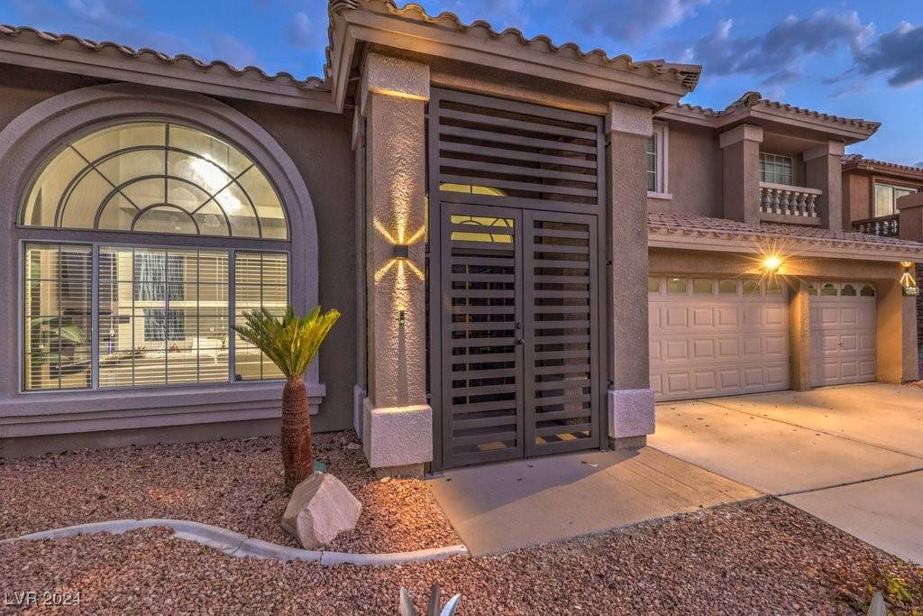 Las Vegas, NV 89129,8931 Fort Crestwood Drive