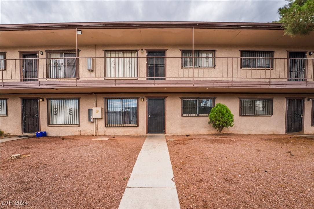 Las Vegas, NV 89169,585 S Royal Crest Circle #16