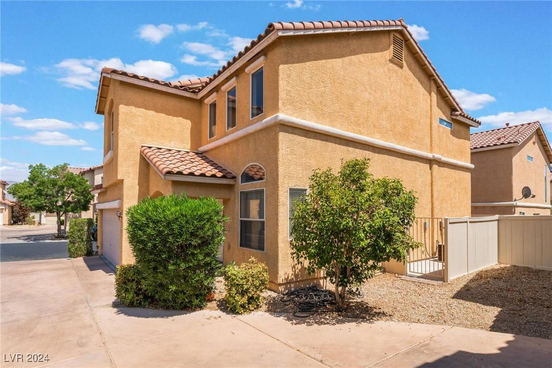 Las Vegas, NV 89143,9165 Spoonbill Ridge Place