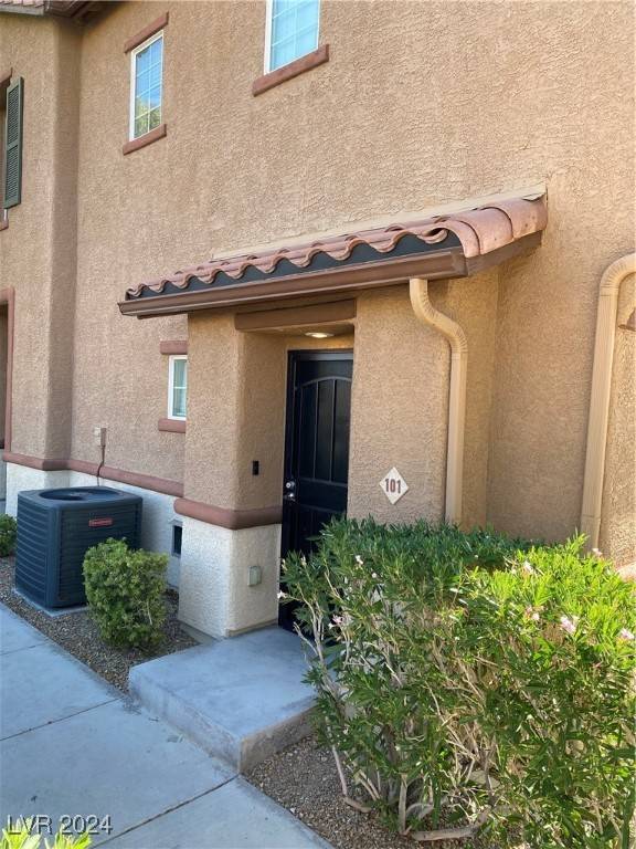 Las Vegas, NV 89149,9132 Ripple Ridge Avenue #101