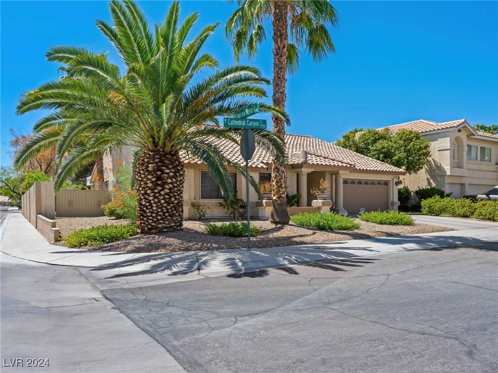 Las Vegas, NV 89129,7501 Cathedral Canyon Court