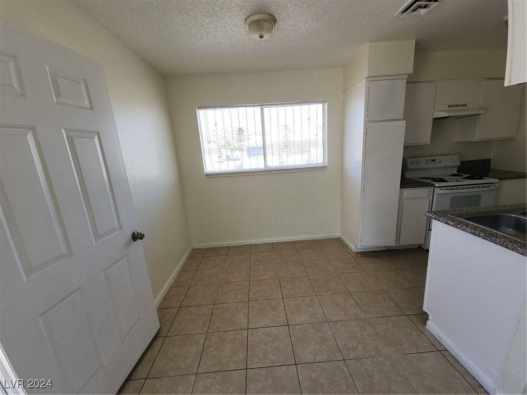 Las Vegas, NV 89101,2513 Cedar Avenue #4