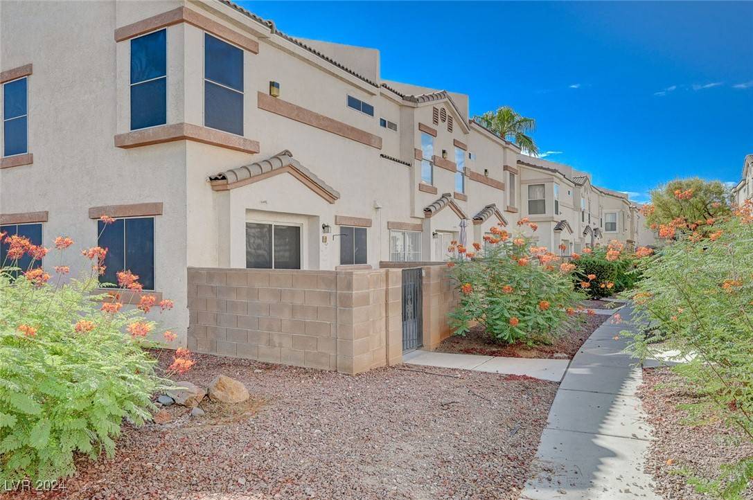 North Las Vegas, NV 89032,3277 Dragon Fly Street #n/a