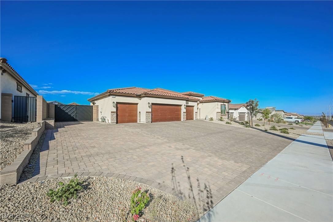 Las Vegas, NV 89149,10314 Sweet Holly Place