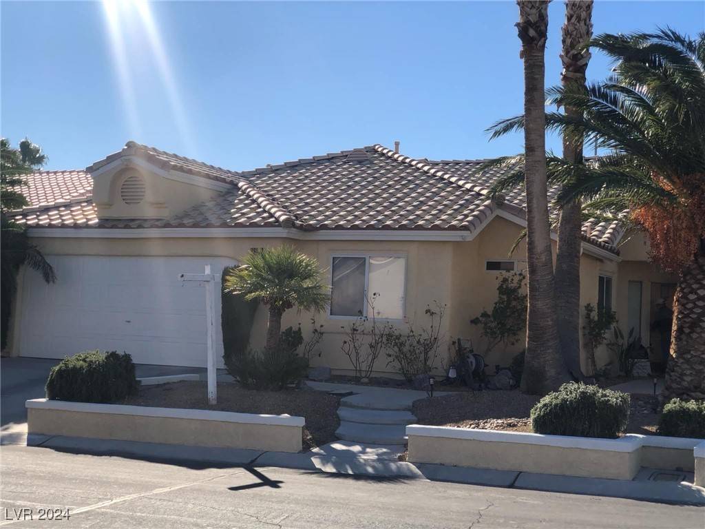 Las Vegas, NV 89131,7613 Falconwing Avenue