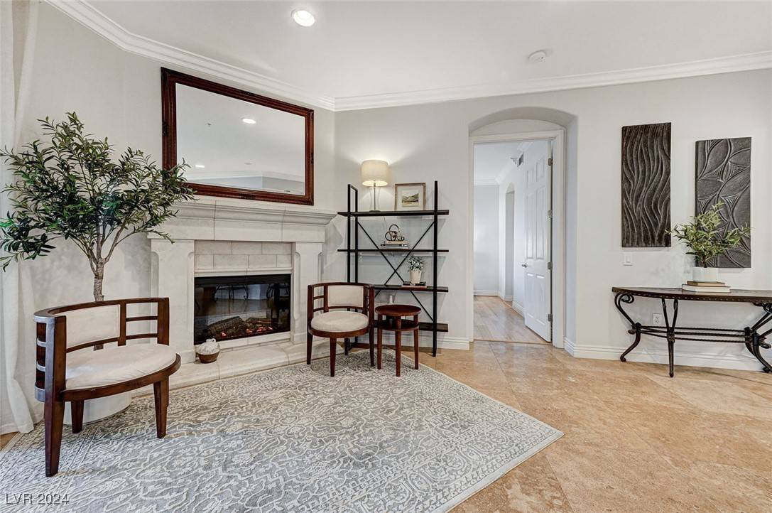 Henderson, NV 89011,30 Via Mantova #210