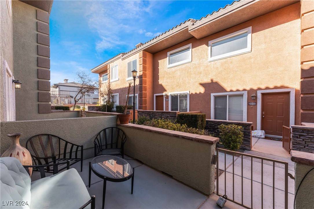 Las Vegas, NV 89129,10454 GOLD SHADOW Avenue