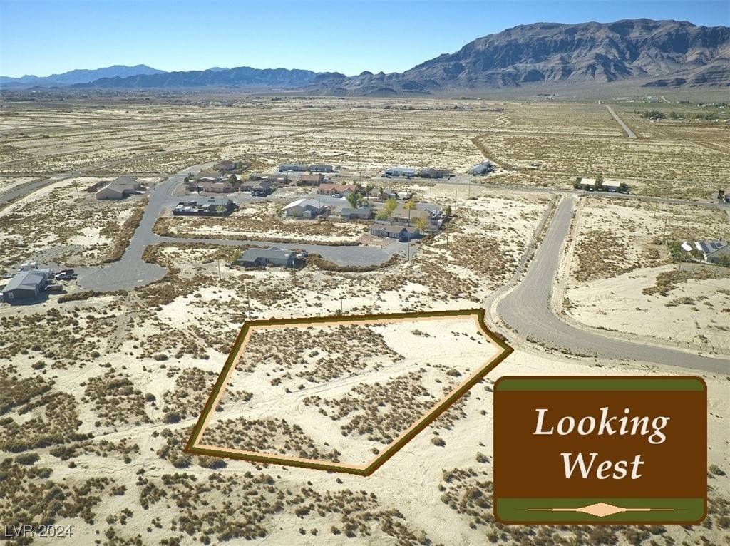 Pahrump, NV 89060,6451 Arroyo Way