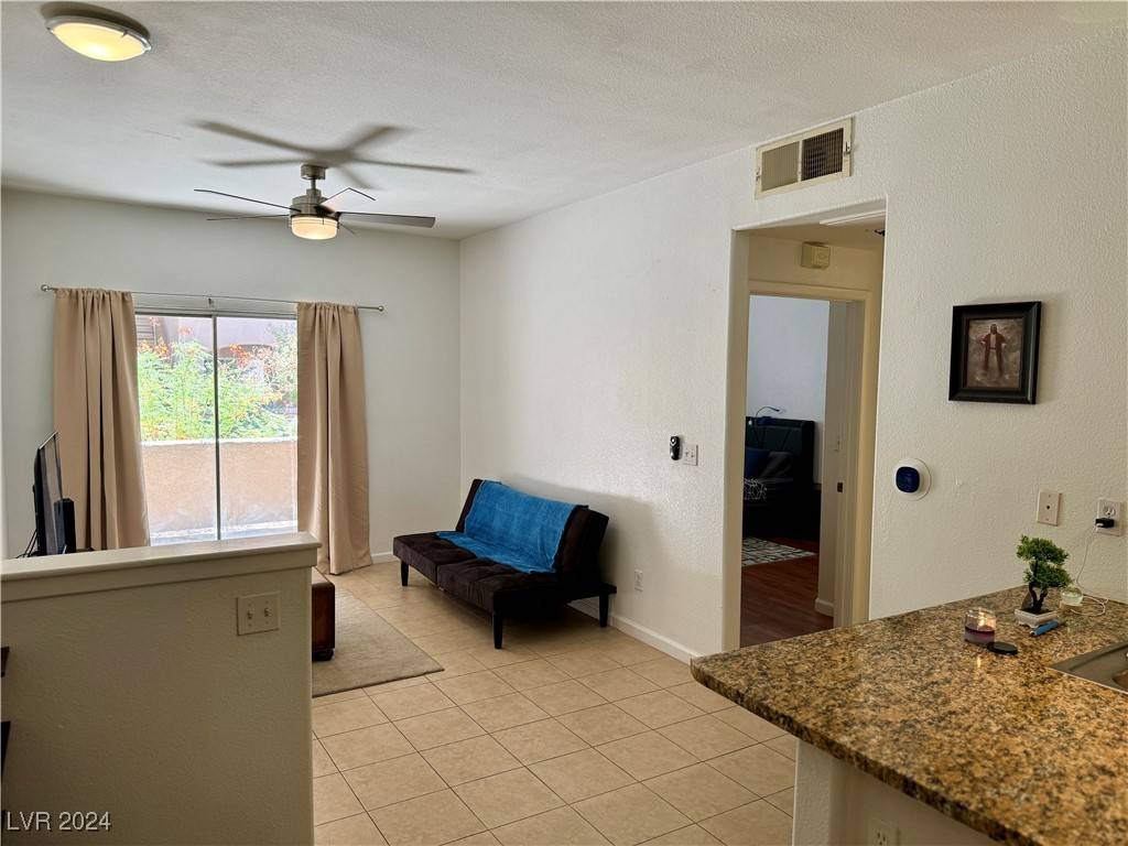 Las Vegas, NV 89122,5751 E Hacienda Avenue #114