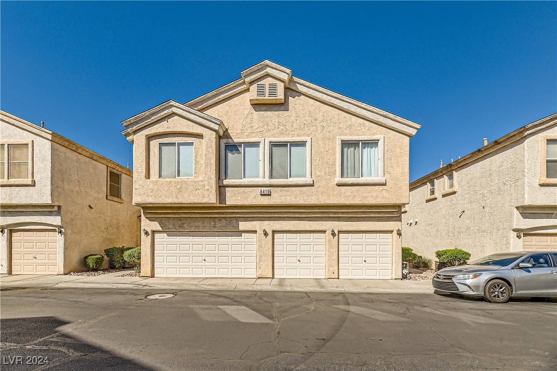 Henderson, NV 89011,6410 Rusticated Stone Avenue #102