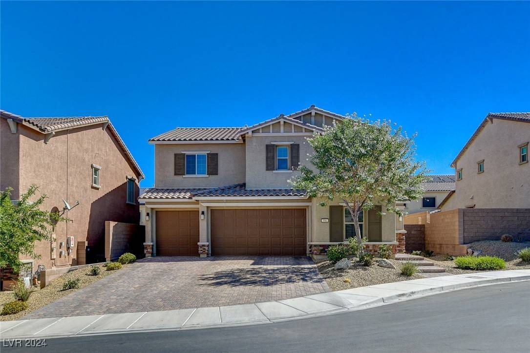 Henderson, NV 89002,996 Floral Creek Court