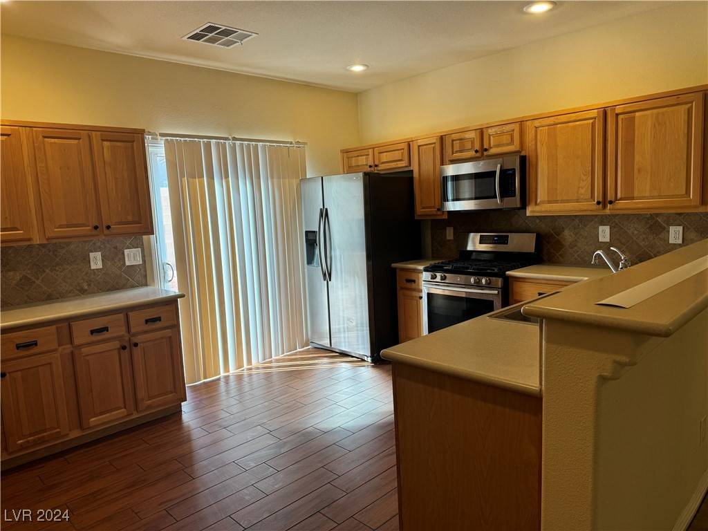 Las Vegas, NV 89141,5079 Upper Falls Court