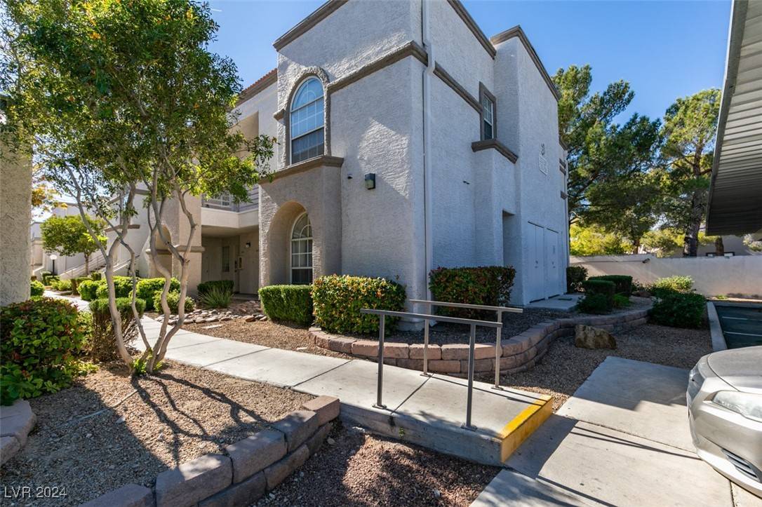 Las Vegas, NV 89128,3150 Soft Breezes Drive #1213