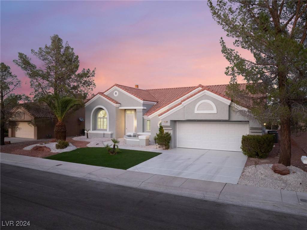 Las Vegas, NV 89134,2528 Sunup Drive