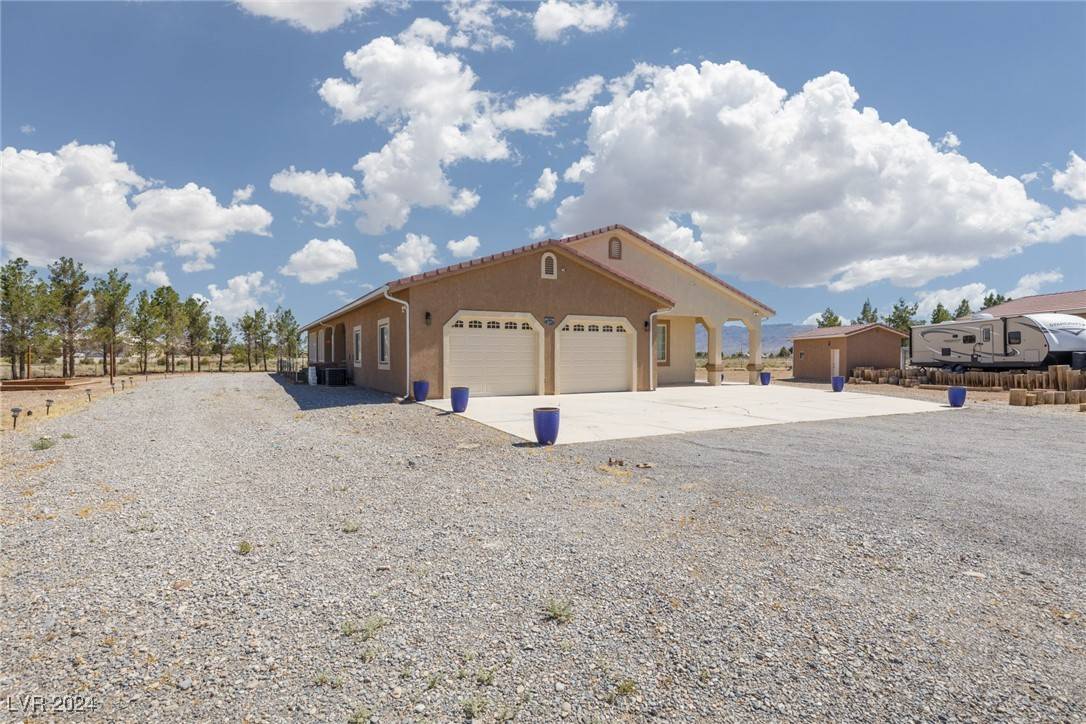 Pahrump, NV 89048,911 Starlight Drive