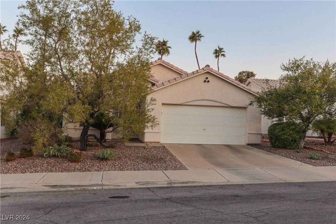 Henderson, NV 89015,638 Rolling Valley Way