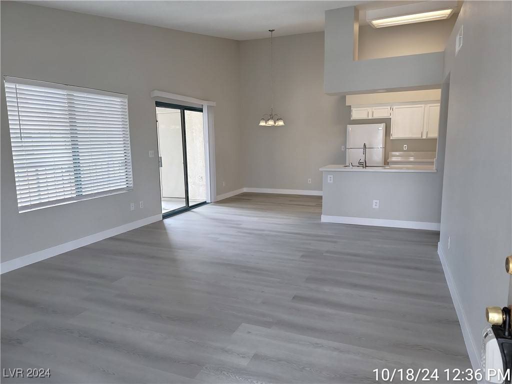 Henderson, NV 89014,1575 W Warm Springs Road #422