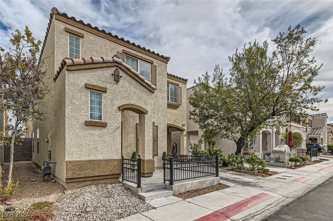 Las Vegas, NV 89183,10388 Fancy Fern Street