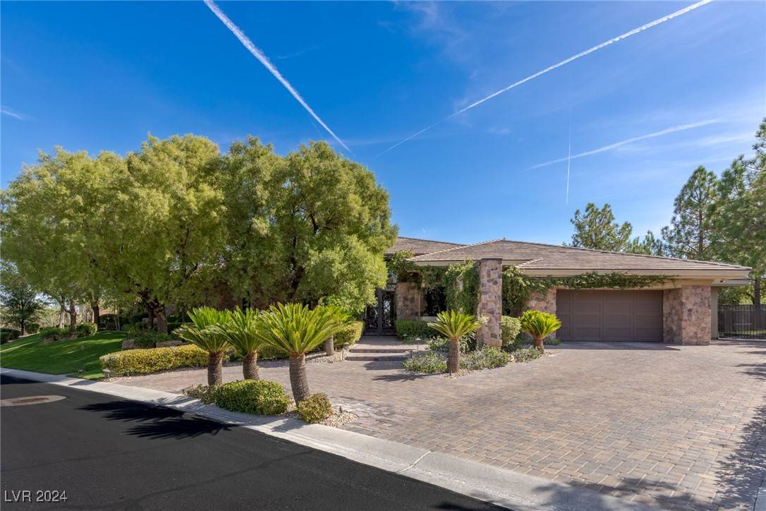 Las Vegas, NV 89135,33 Promontory Ridge Drive