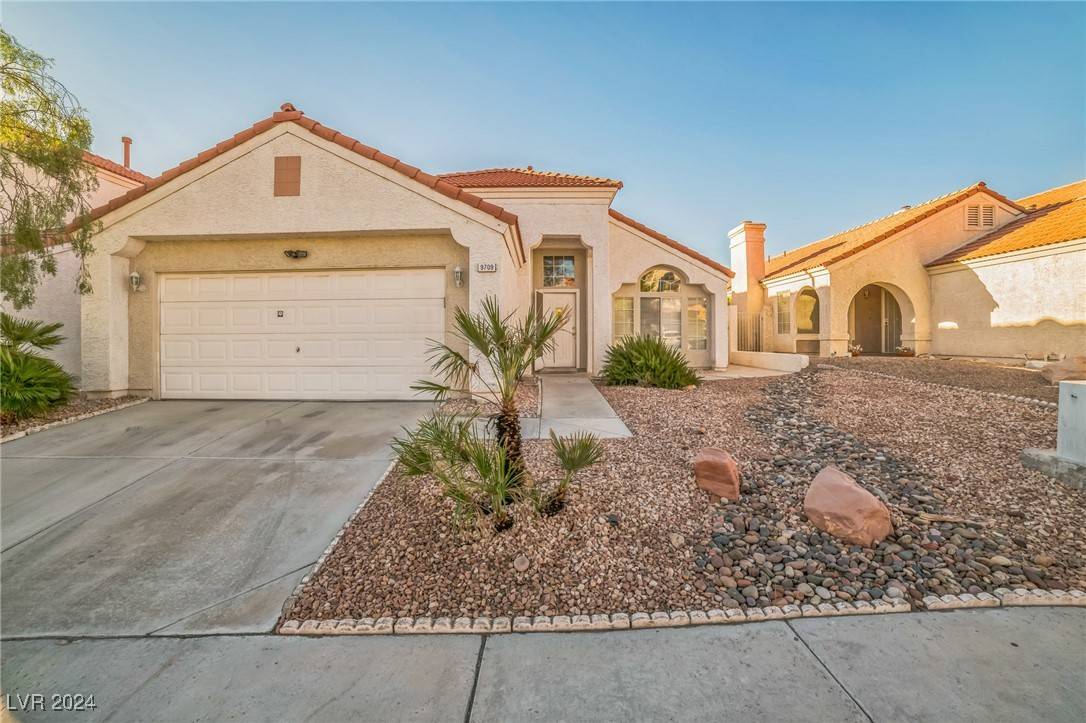 Las Vegas, NV 89117,9709 Peacock Hill Circle