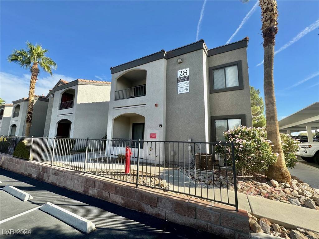 Henderson, NV 89052,950 Seven Hills Drive #2822