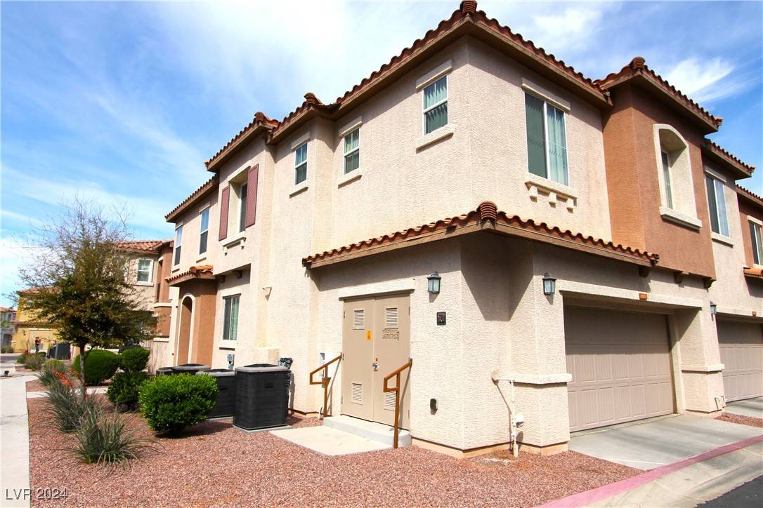 Henderson, NV 89074,1525 Spiced Wine Avenue #13101