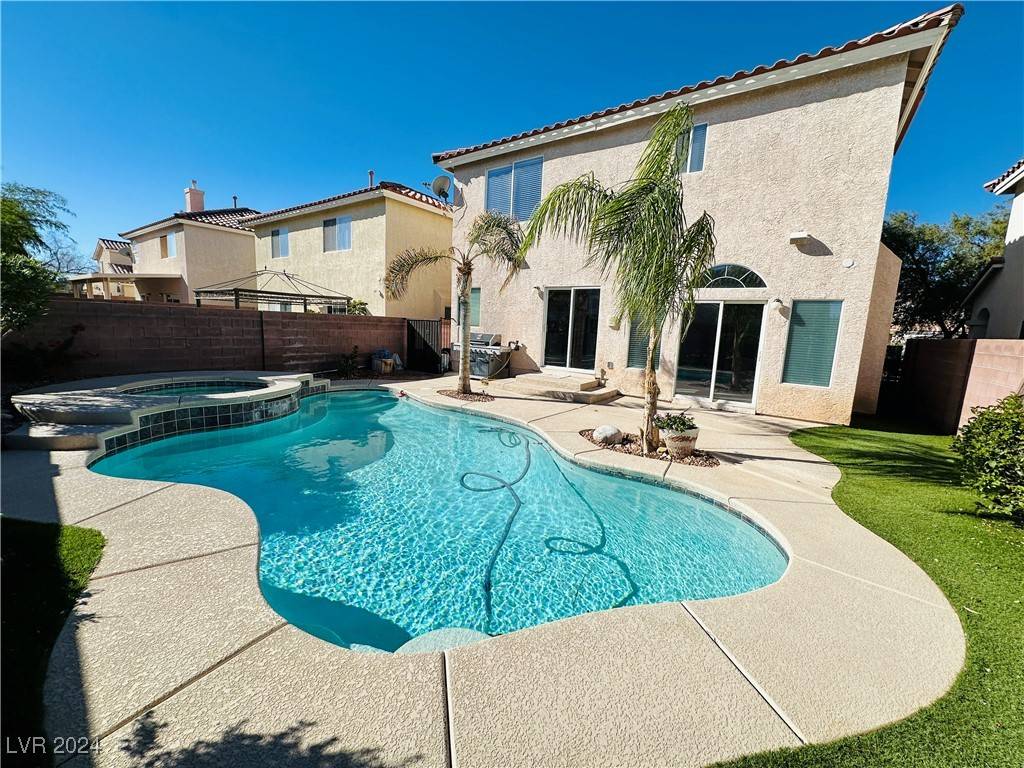 Las Vegas, NV 89139,7586 Slipstream Street