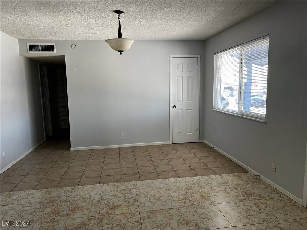 Las Vegas, NV 89107,6540 Evergreen Avenue