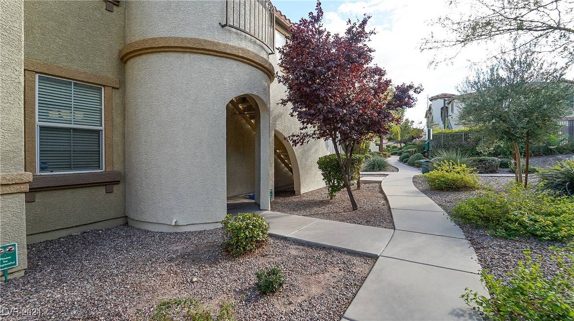 Henderson, NV 89074,50 Aura De Blanco Street #13102