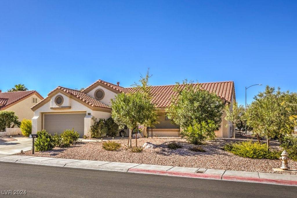 Las Vegas, NV 89134,2905 Crown Ridge Drive